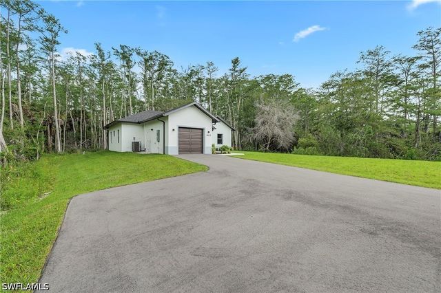 2677 62nd AVE NE, Naples, FL 34120