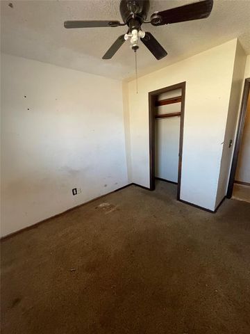 700 Black Hawk Drive, Norman, OK 73072