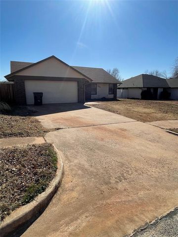 700 Black Hawk Drive, Norman, OK 73072