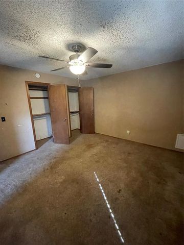 700 Black Hawk Drive, Norman, OK 73072