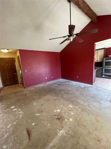 700 Black Hawk Drive, Norman, OK 73072