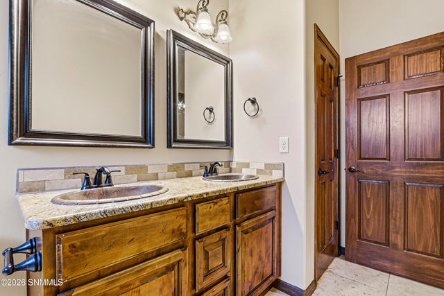 4099 Calle Belleza, Las Cruces, NM 88011