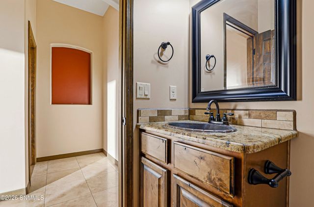 4099 Calle Belleza, Las Cruces, NM 88011