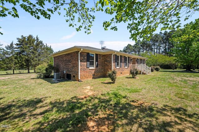 1753 Altamahaw Union Ridge Road, Burlington, NC 27217