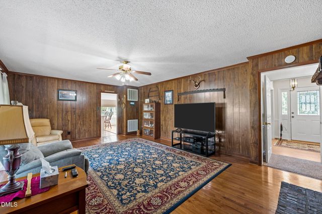 1753 Altamahaw Union Ridge Road, Burlington, NC 27217