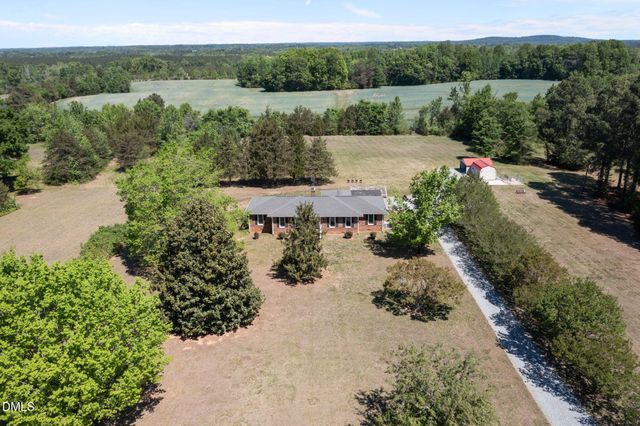 1753 Altamahaw Union Ridge Road, Burlington, NC 27217