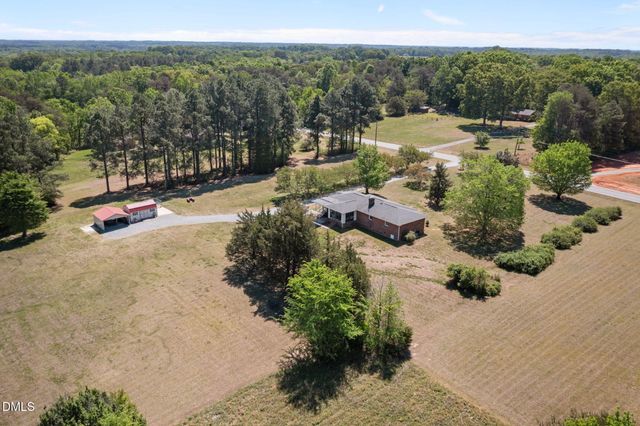 1753 Altamahaw Union Ridge Road, Burlington, NC 27217