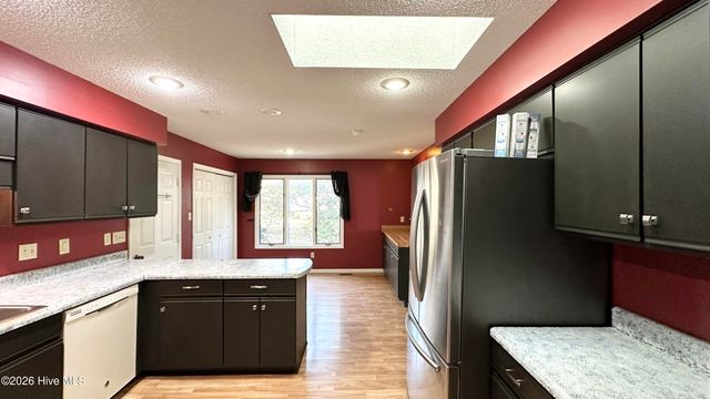 1935 Caracara Drive, New Bern, NC 28560