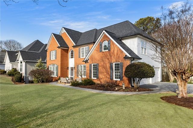 1805 Broadwell Oaks Drive, Alpharetta, GA 30004