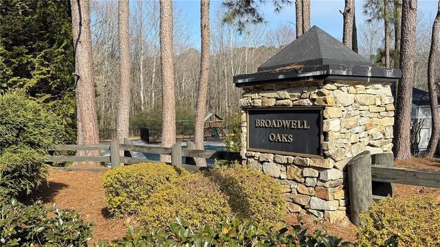 1805 Broadwell Oaks Drive, Alpharetta, GA 30004