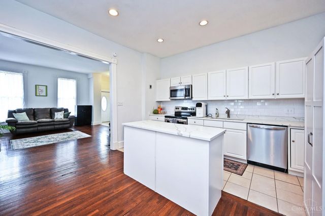 1730 Fairfax Avenue, Cincinnati, OH 45207