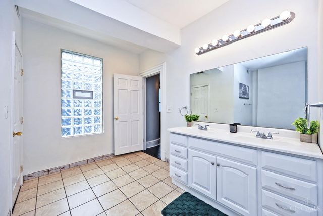 1730 Fairfax Avenue, Cincinnati, OH 45207