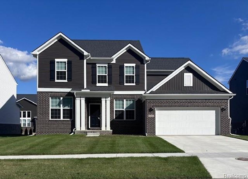 51374 Nature Trail Drive, Macomb, MI 48042