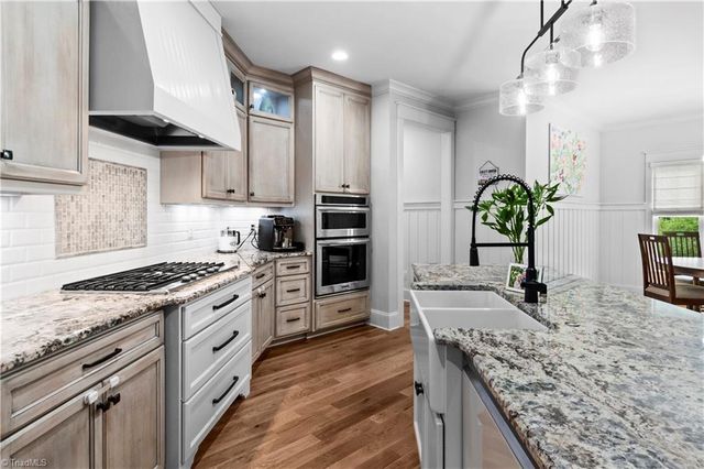 1391 Pheasant Lane, Winston-salem, NC 27106