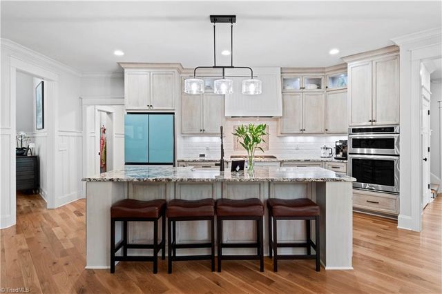 1391 Pheasant Lane, Winston-salem, NC 27106