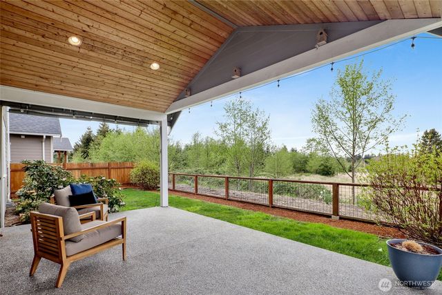 2760 Jessie Court, Ferndale, WA 98248