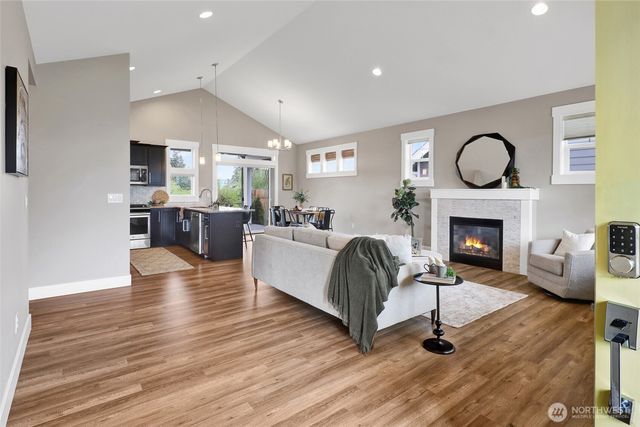 2760 Jessie Court, Ferndale, WA 98248