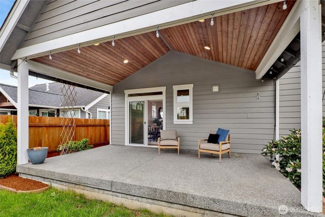 2760 Jessie Court, Ferndale, WA 98248