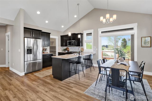 2760 Jessie Court, Ferndale, WA 98248