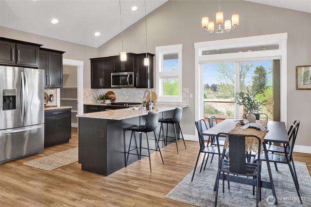 2760 Jessie Court, Ferndale, WA 98248