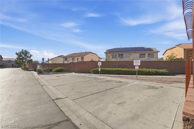 2033 Cary Grant Court, Las Vegas, NV 89142