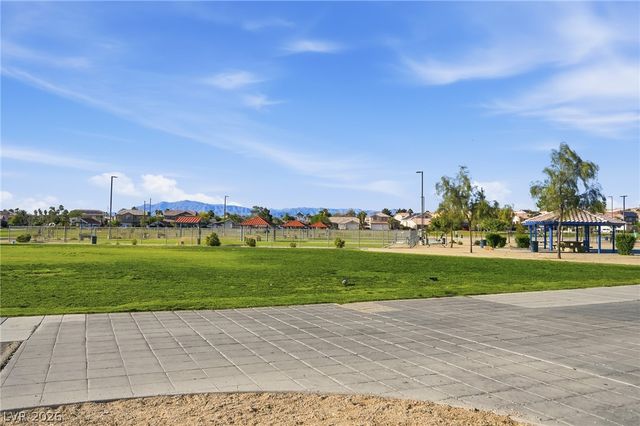 2033 Cary Grant Court, Las Vegas, NV 89142