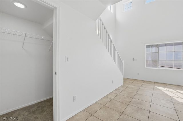 2033 Cary Grant Court, Las Vegas, NV 89142