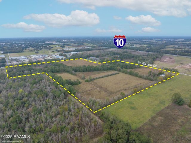 2501 W Willow Street, Scott, LA 70583