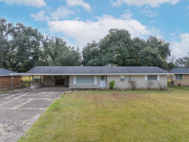 2501 W Willow Street, Scott, LA 70583