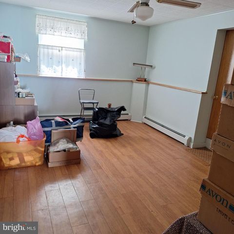 5926 CHICHESTER, Aston, PA 19014