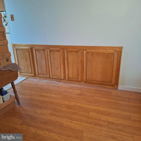 5926 CHICHESTER, Aston, PA 19014