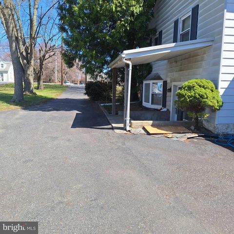 5926 CHICHESTER, Aston, PA 19014