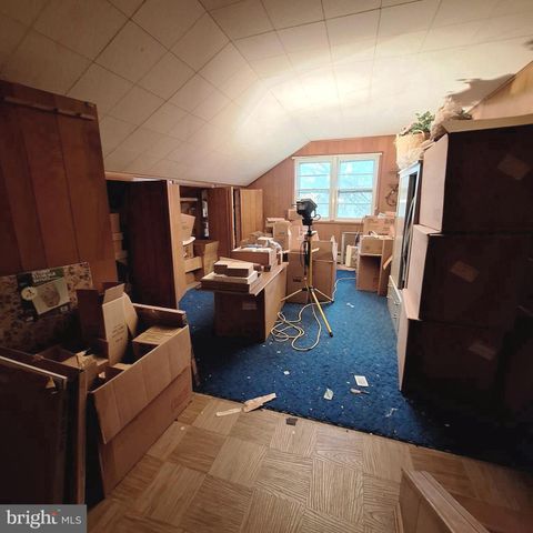 5926 CHICHESTER, Aston, PA 19014