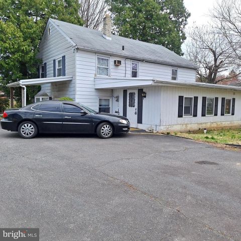 5926 CHICHESTER, Aston, PA 19014