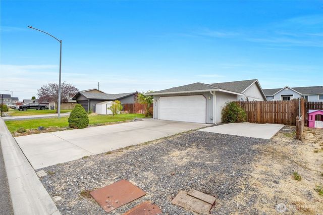 230 NE K Street, Ephrata, WA 98823