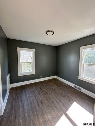 4307 Binney Street, Omaha, NE 68111