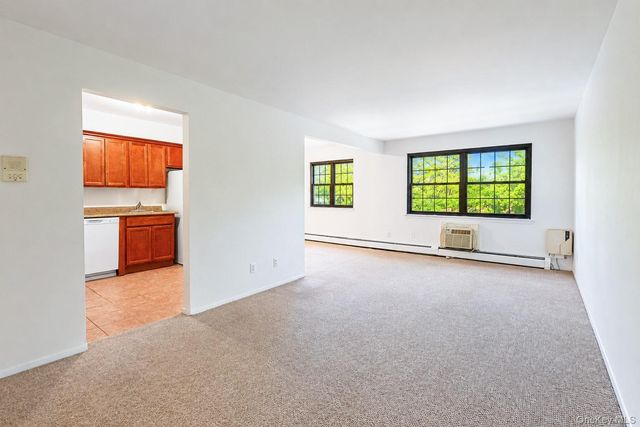 220-80 64th Avenue 203, Bayside, NY 11364