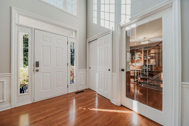 656 Bay Drive, Westerville, OH 43082