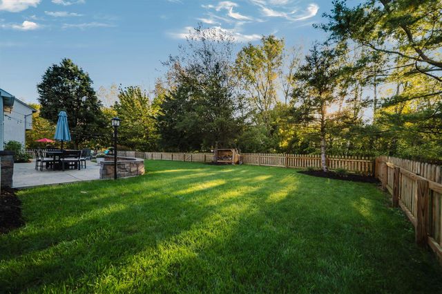 656 Bay Drive, Westerville, OH 43082