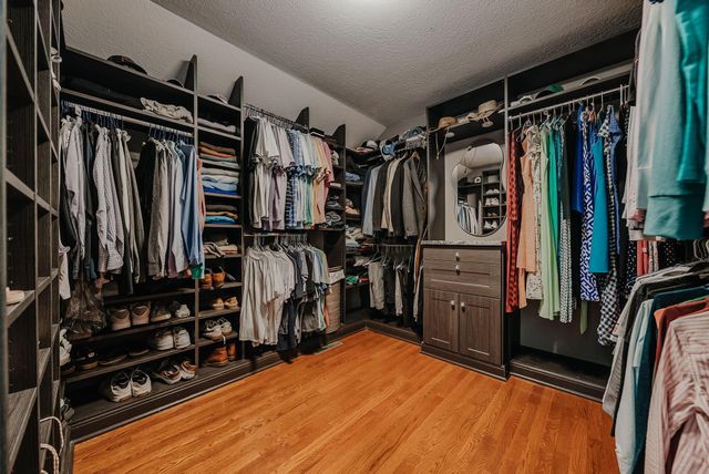 656 Bay Drive, Westerville, OH 43082