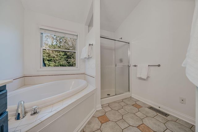 656 Bay Drive, Westerville, OH 43082