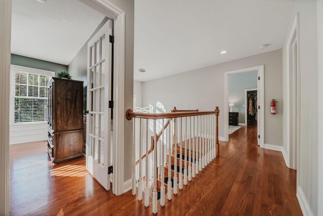 656 Bay Drive, Westerville, OH 43082