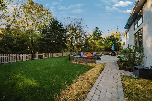 656 Bay Drive, Westerville, OH 43082