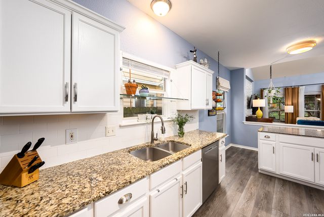 1035 Maltese Ln, San Antonio, TX 78260