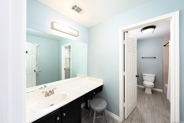 1035 Maltese Ln, San Antonio, TX 78260