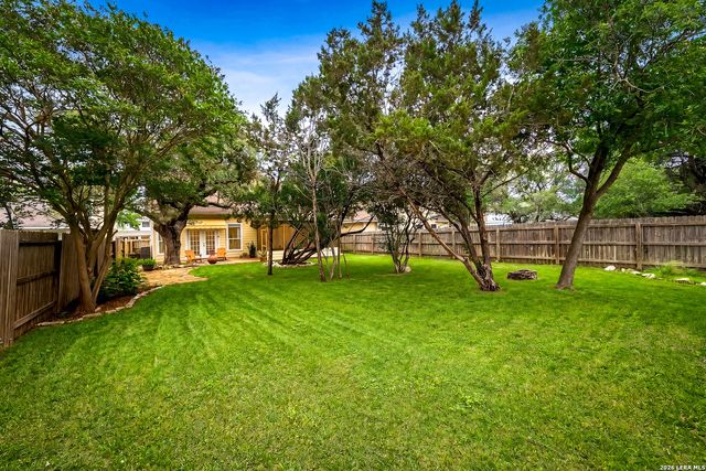 1035 Maltese Ln, San Antonio, TX 78260