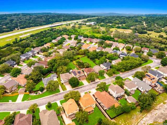1035 Maltese Ln, San Antonio, TX 78260