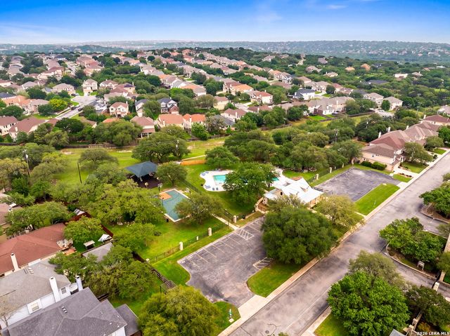 1035 Maltese Ln, San Antonio, TX 78260