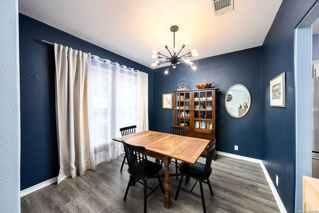 1035 Maltese Ln, San Antonio, TX 78260