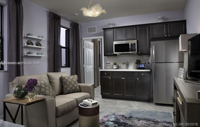 3541 W 104th Ter, Hialeah, FL 33018